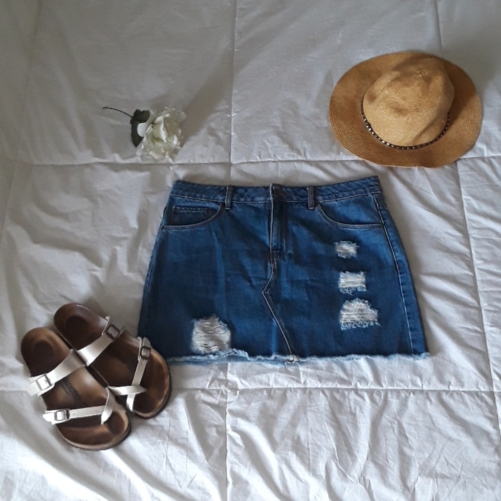 Cut off skirt